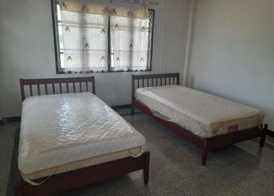 3 Bedroom House Busarin Village, Land and House Park, Nong Chom