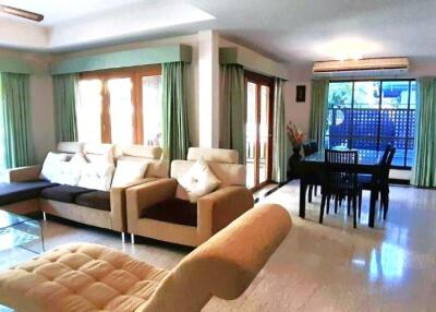 Spacious property with garden in East Pattaya