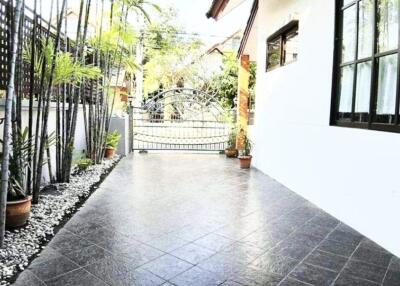 Spacious property with garden in East Pattaya