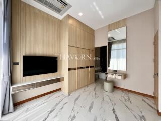 บ้าน ขาย 4 ห้องนอน 181 ตร.ม. ที่ดิน 95.6 m² ใน  Villa La Richie, Pattaya