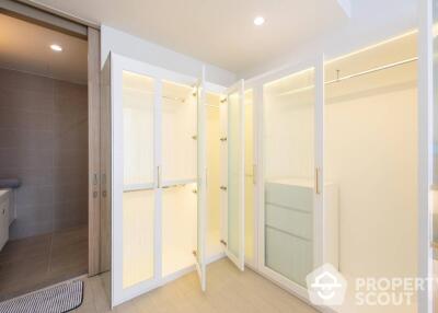 1-BR Condo at Noble Ploenchit near BTS Phloen Chit