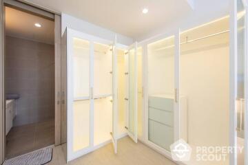 1-BR Condo at Noble Ploenchit near BTS Phloen Chit