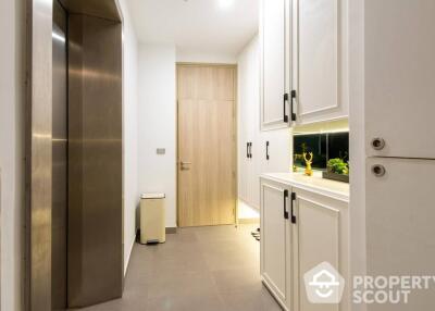 1-BR Condo at Noble Ploenchit near BTS Phloen Chit