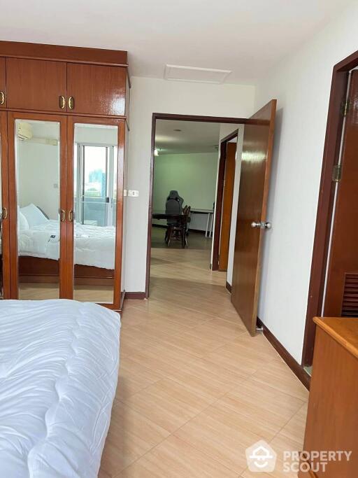 2-BR Condo at Wittayu Complex near BTS Phloen Chit