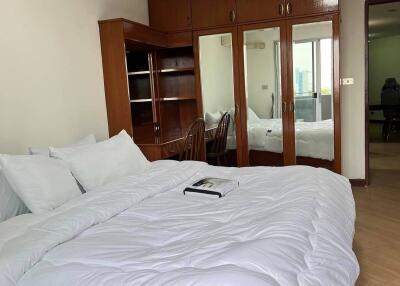 2-BR Condo at Wittayu Complex near BTS Phloen Chit