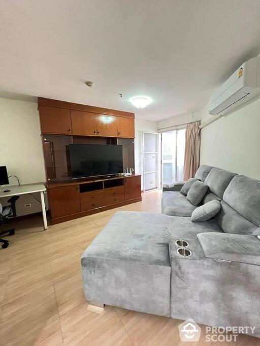 2-BR Condo at Wittayu Complex near BTS Phloen Chit