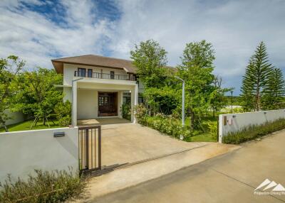 Exclusive 5 Bedroom Pool Villa In Saraphi