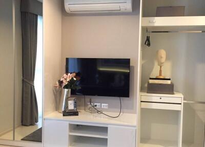 2-BR Condo at Rhythm Sukhumvit 42 near BTS Ekkamai (ID 510944)