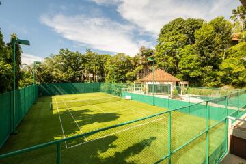 Outdoor tennis court