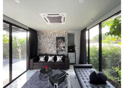 1,588 Sqm. Townhouse listed for ฿ 20,000,000.
