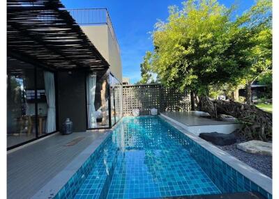 Pool villas in Ao nang.