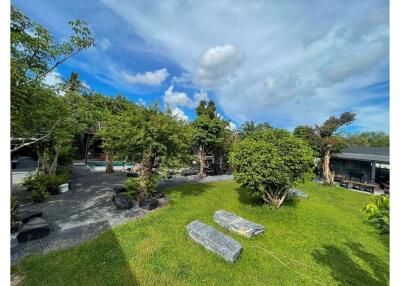 Pool villas in Ao nang.