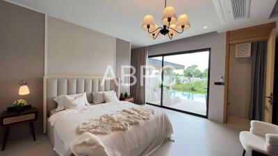 4 Bedrooms 6 Bathrooms in East Pattaya