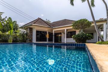 2 bedroom House in Pattaya Land and House East Pattaya