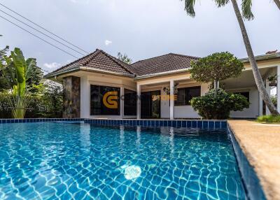3 bedroom House in Pattaya Land and House East Pattaya