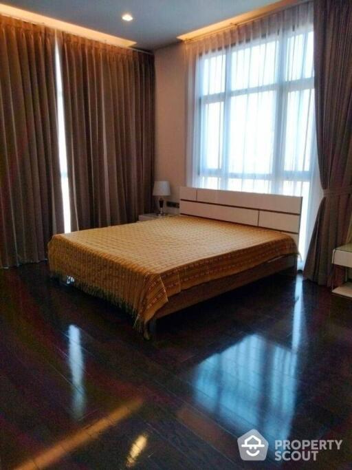 2-BR Condo at The Xxxix By Sansiri near BTS Phrom Phong