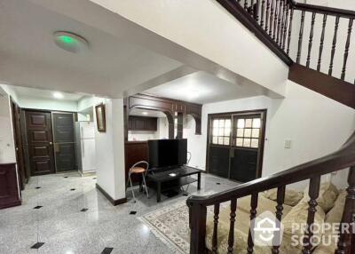 3-BR House near BTS Victory Monument