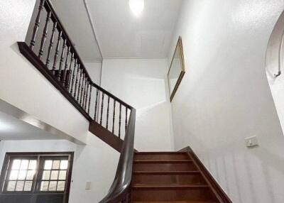 3-BR House near BTS Victory Monument