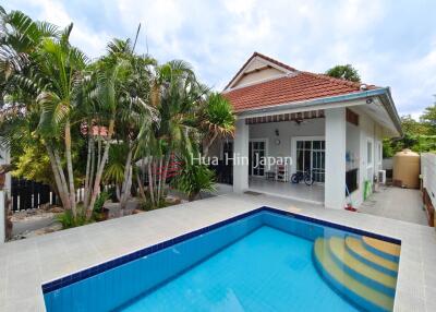 3 Bedroom pool Villa in Secured Compound with 4 communal pools (completed, Partly furnished)