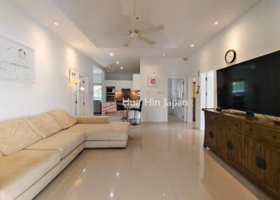 3 Bedroom pool Villa in Secured Compound with 4 communal pools (completed, Partly furnished)