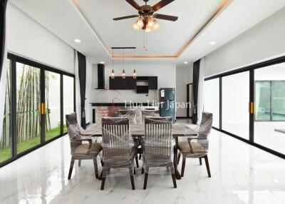 Prime Location! Contemporary 3-Bedroom Pool Villa 5km from Bluport Shopping Mall and Beach in Hua Hin (Off-plan & Unfurnished)