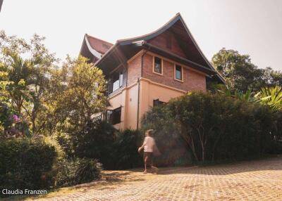 Unique villa with 2 bed for sale in Mae Rim