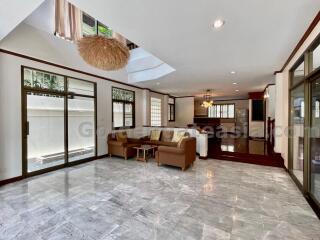 4 Bedrooms with Study Room Detached House - Sukhumvit Nana