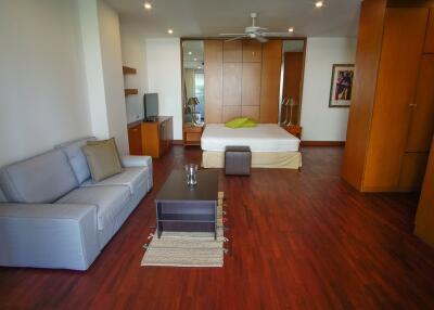 Raintree Village Apartment - Spacious Three Bedroom Condo with Bonus Rooms for Rent in Phrom Phong