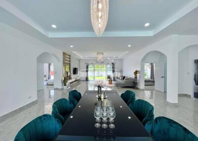 Stunning, 6 bedroom, 5 bathroom, pool villa for sale in Huay Yai.