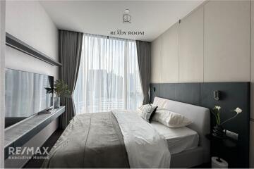 Luxury 3-Bedroom Condo with BTS Thong Lo 6 mins walk - Laviq Sukhumvit 57