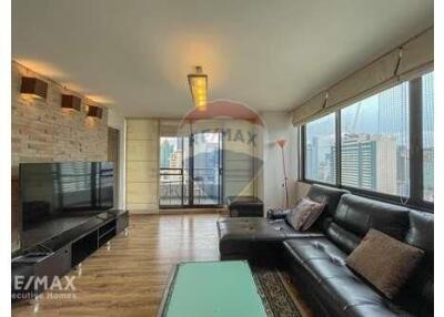 Modern 2 Bed Condo for Rent with Stunning Views near BTS Asoke and Rama 4 Road