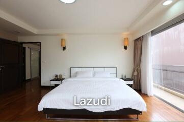 3 Bedroom 5 Bathroom 200 SQ.M Baan Sukhumvit 14