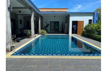 1,600 Sqm., 3 Beds, 3 Baths Townhouse listed for ฿ 8,900,000.