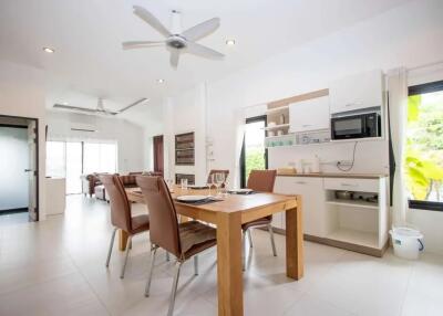 Charming Three-Bedroom House : San Phi Suea