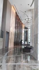 Modern building lobby with high ceilings and elegant design