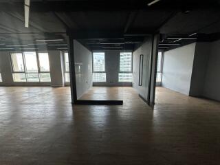 For Rent Bangkok Office Sathorn BTS Chong Nonsi Bang Rak