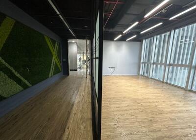 For Rent Bangkok Office Sathorn BTS Chong Nonsi Bang Rak