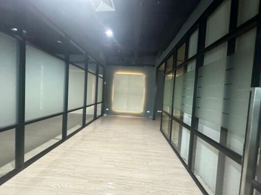 For Rent Bangkok Office Sathorn BTS Chong Nonsi Bang Rak