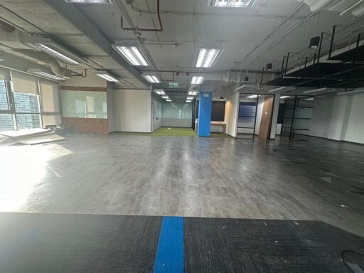 For Rent Bangkok Office Sathorn BTS Chong Nonsi Bang Rak