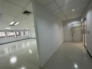 For Rent Bangkok Office Sliom BTS Sala Daeng MRT Si Lom Bang Rak