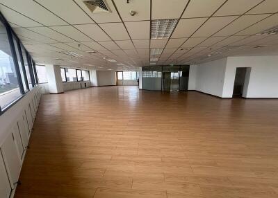 Bangkok Office  Sliom BTS Sala Daeng MRT Si Lom