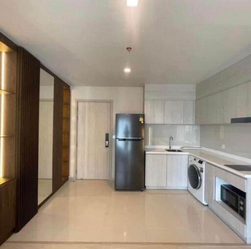 For Sale and Rent Bangkok Condo Life One Wireless Witthayu BTS Phloen Chit Pathum Wan