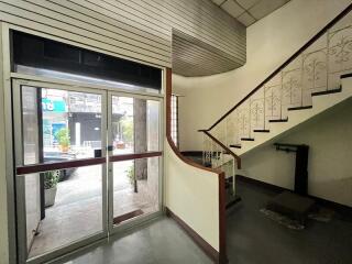 For Sale Bangkok Shophouse Sliom BTS Sala Daeng MRT Si Lom Bang Rak