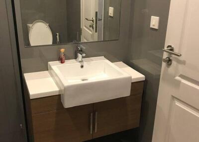 1-BR Condo at Noble Revo Silom near BTS Surasak (ID 475084)