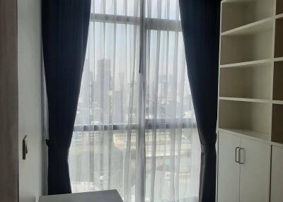 1-BR Condo at Nusasiri Grand Condominium near BTS Ekkamai