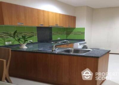 1-BR Condo at Villa Sathorn near BTS Krung Thon Buri (ID 131085)