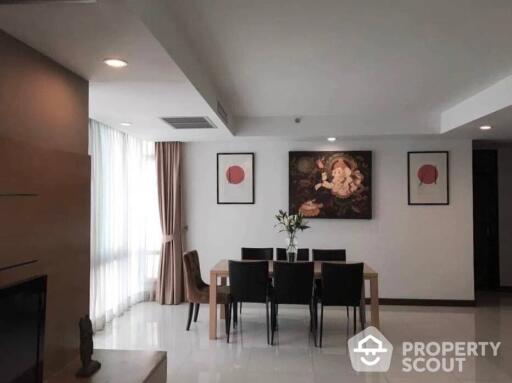 2-BR Condo at The Rajdamri near BTS Ratchadamri