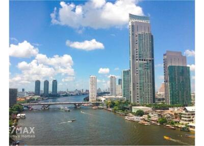Luxury Riverfront Condo with Stunning Views - 9 Mins Walk to BTS Charoen Nakhon