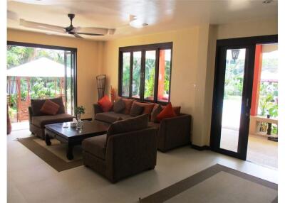 Pool Villa Three Bedroom & Guest Bungalow