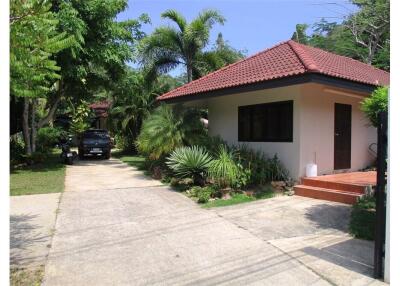 Pool villa and Small bungalow in Ao nang